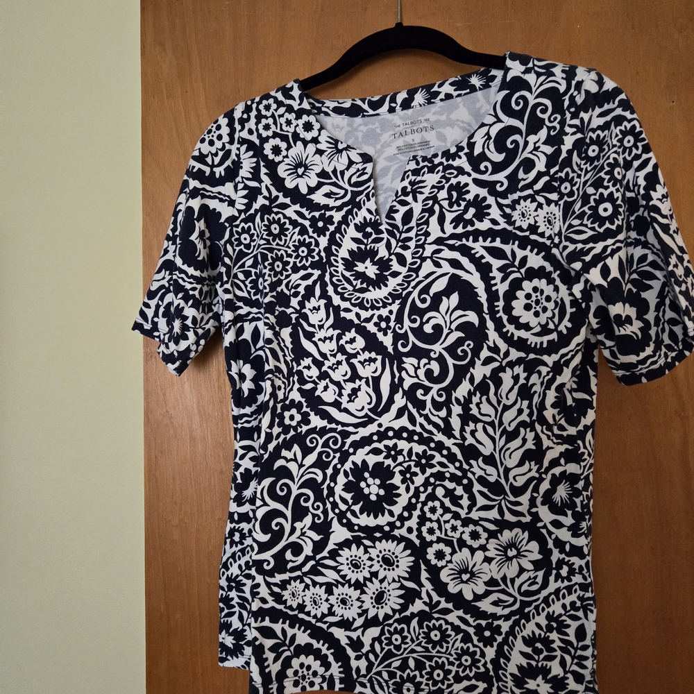 Talbots Blue and White Fitted Short Sleeve Tee